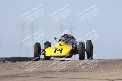 media/Oct-26-2025-CalClub SCCA (Sun) [[8ce1e69566]]/Group 6/Grapevine/